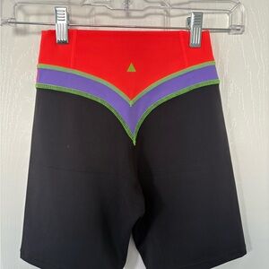 Vitality Pulse Hue Volley Short - midnight glow